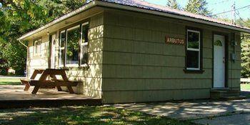 Cabins And Campground At Cultus Lake Park Hotel Chilliwack Zewnętrze zdjęcie