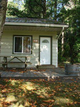 Cabins And Campground At Cultus Lake Park Hotel Chilliwack Zewnętrze zdjęcie